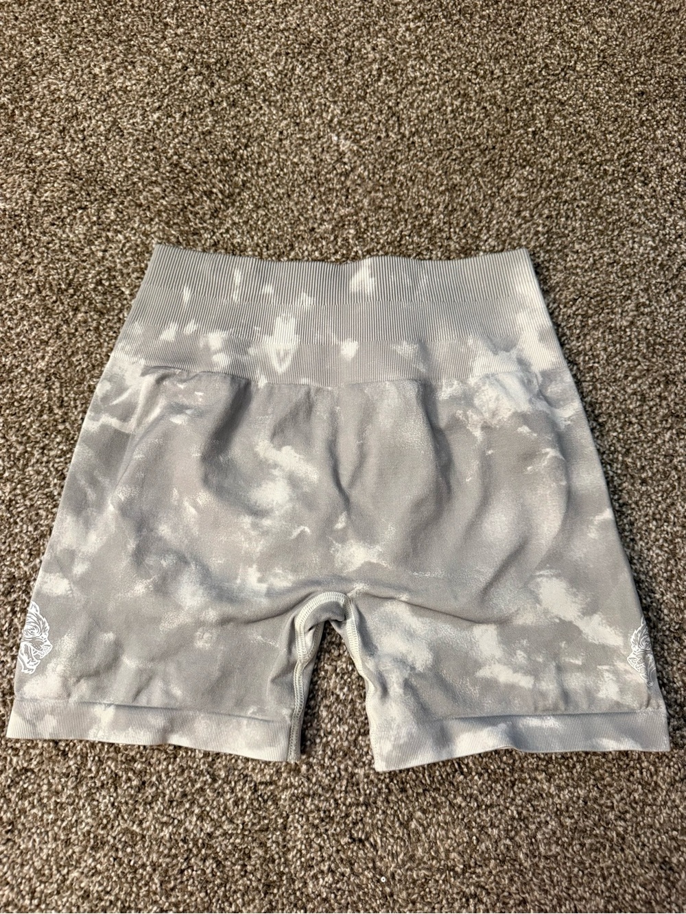 Darc Sport Light Gray Tie-Dye Seamless High-Waist Athletic Shorts